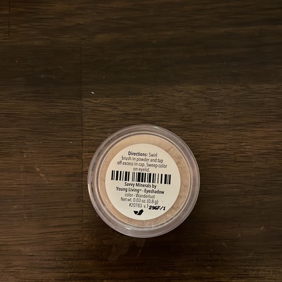 Savvy Minerals eyeshadow color-wanderlust - Picture 2 of 5